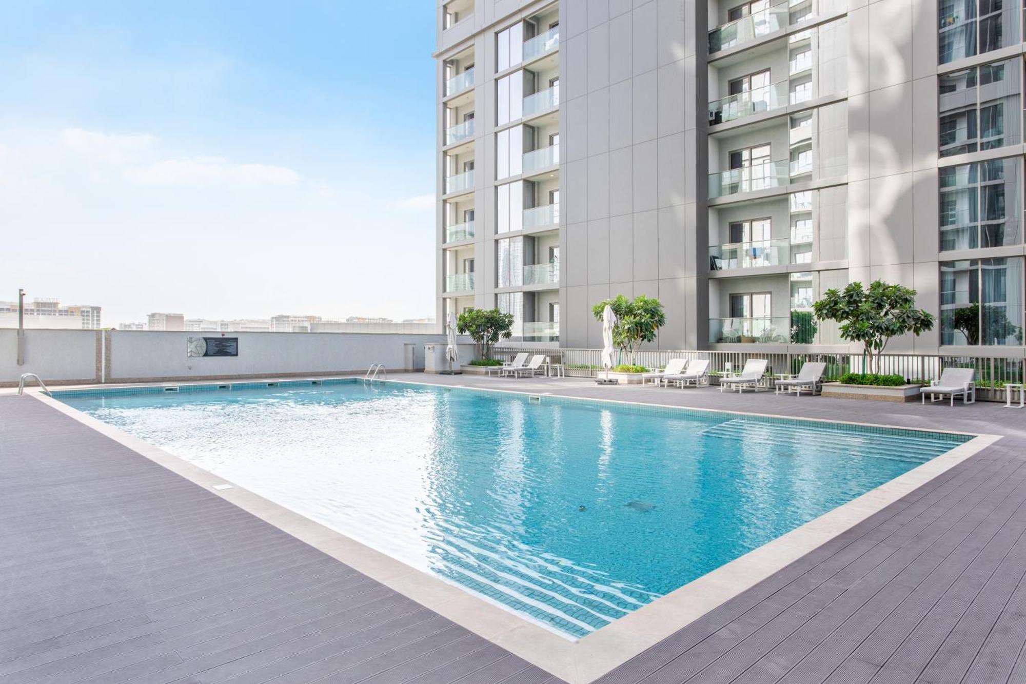 By Latinem Luxury 1br Cv A2706 Near Mall Apartment Dubai