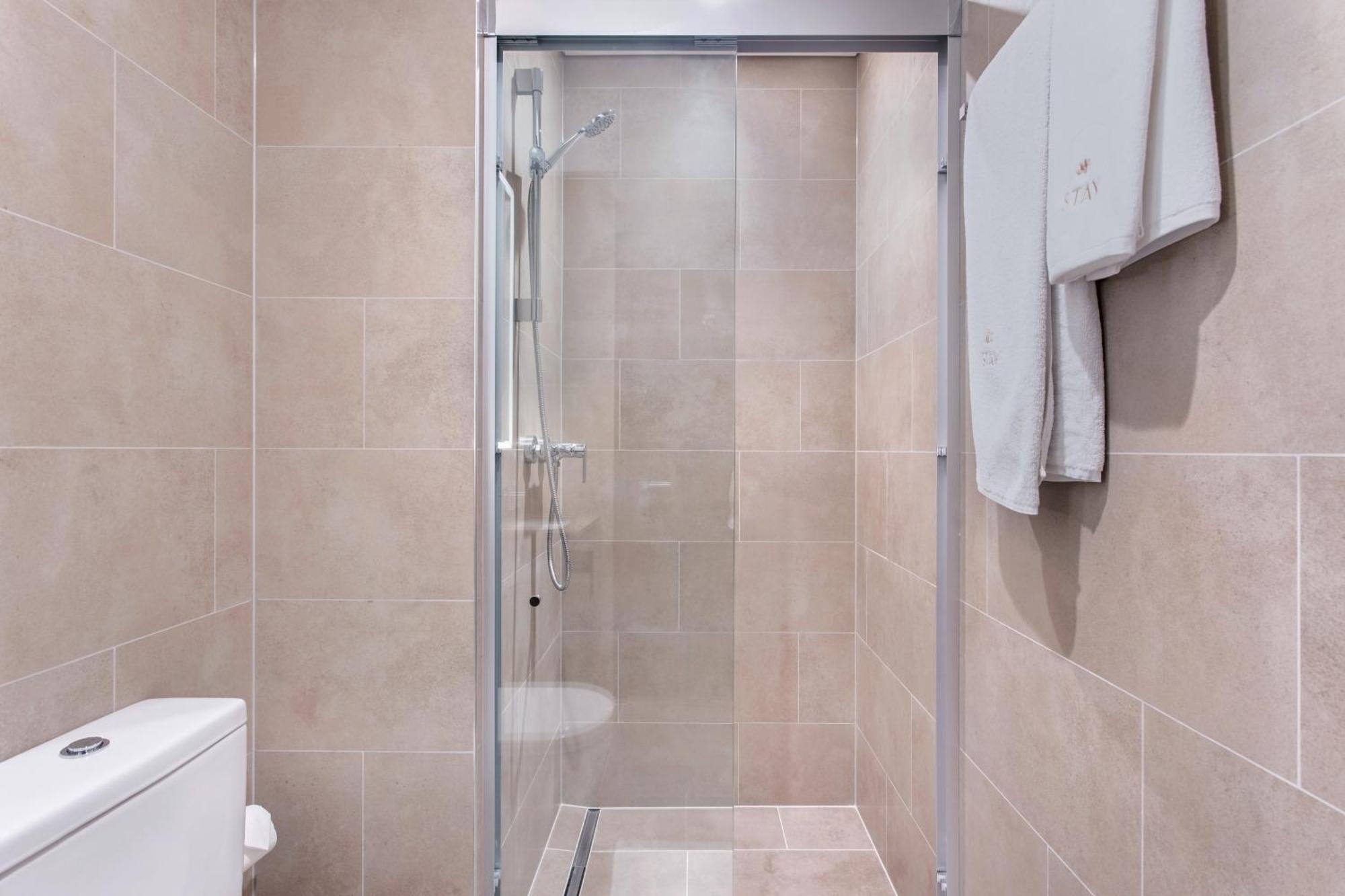 By Latinem Luxury 1br Cv A2706 Near Mall Apartment Dubai