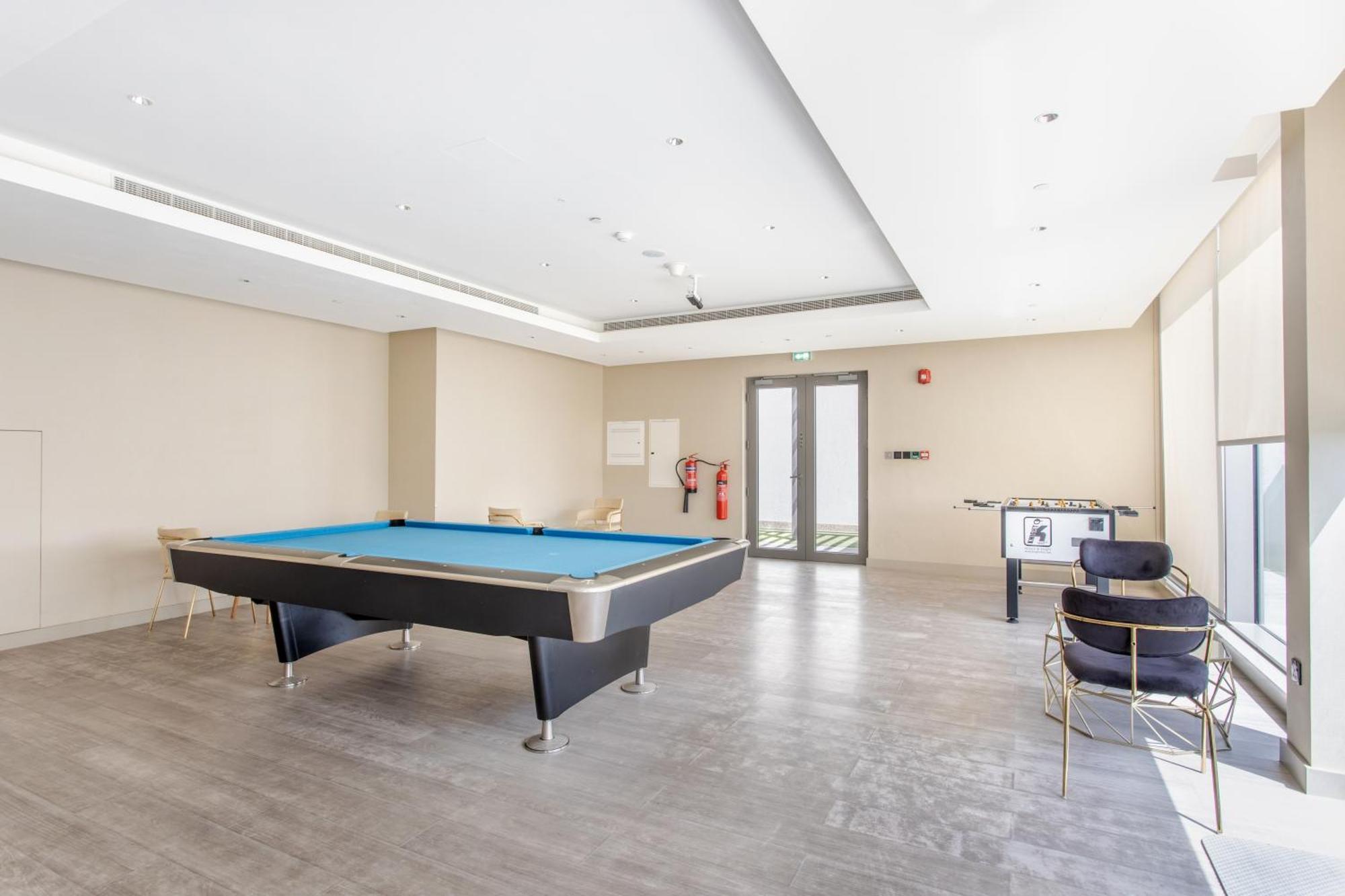 Apartment By Latinem Luxury 1br Cv A2706 Near Mall *